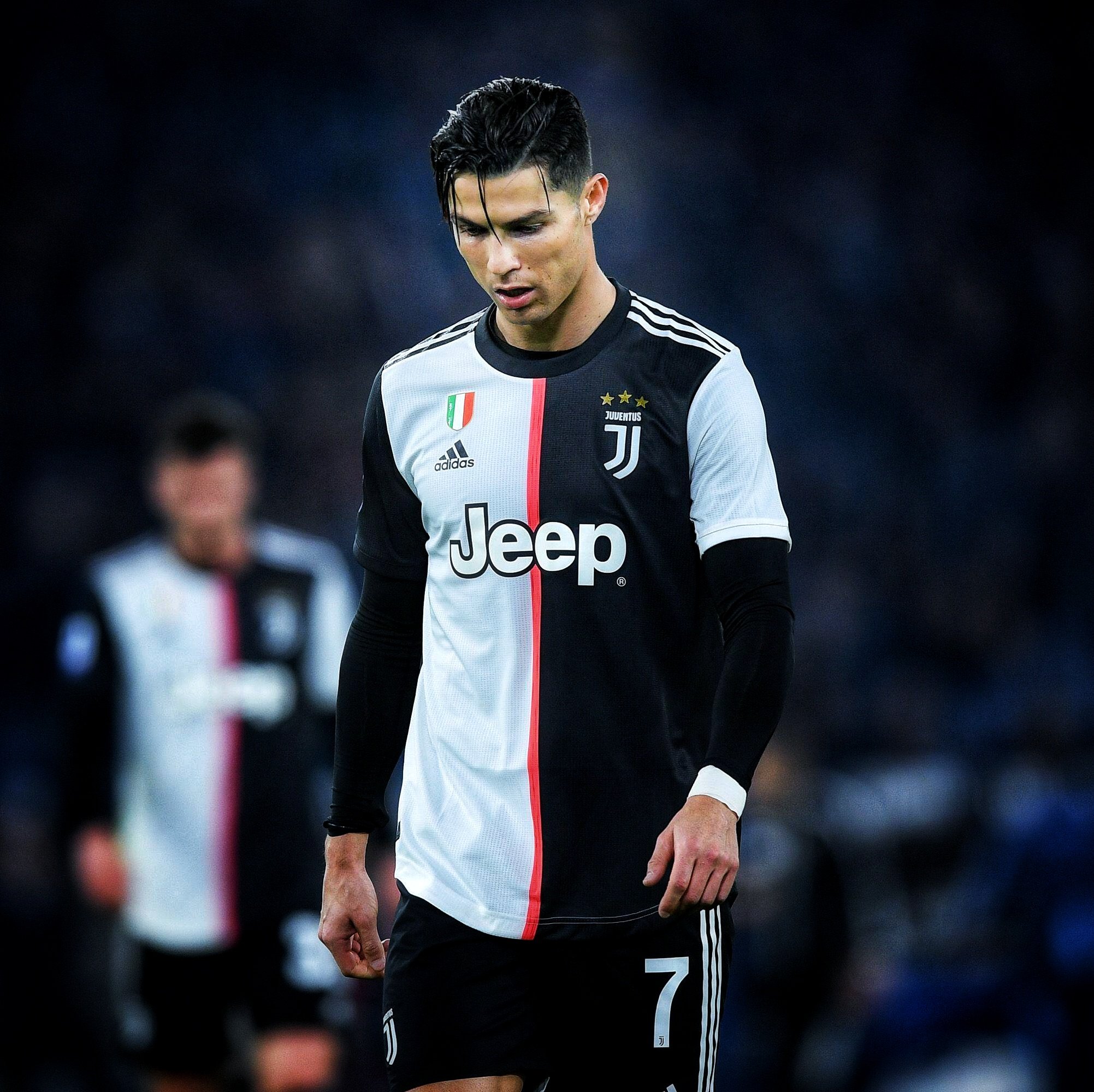 包含C罗转会新东家,天价合同震撼足坛的词条 包含C罗转会新东家,天价合同震撼足坛的词条